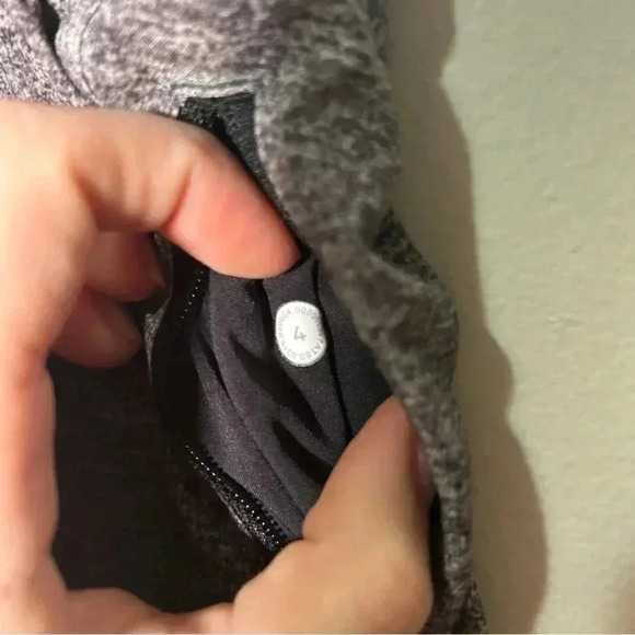 Lululemon Track That Short *5" Heather Lux Multi  Black 4 - Picture 8 of 8